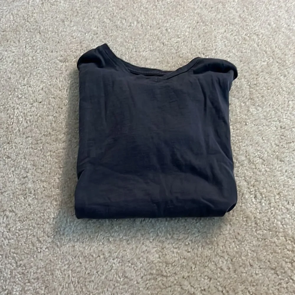 BOYS SIZE LARGE (10) GAP KIDS SHIRT